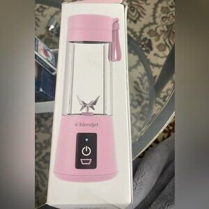 NEW Blush BlendJet